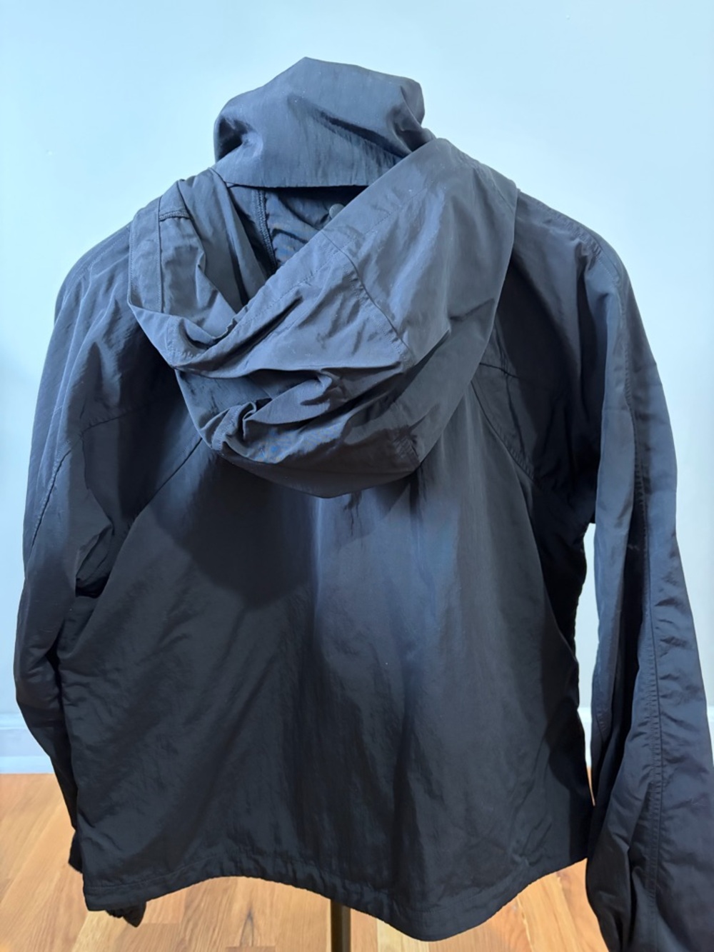 lululemon athletica Black Hooded Utility Jacket - Picture 4 of 7